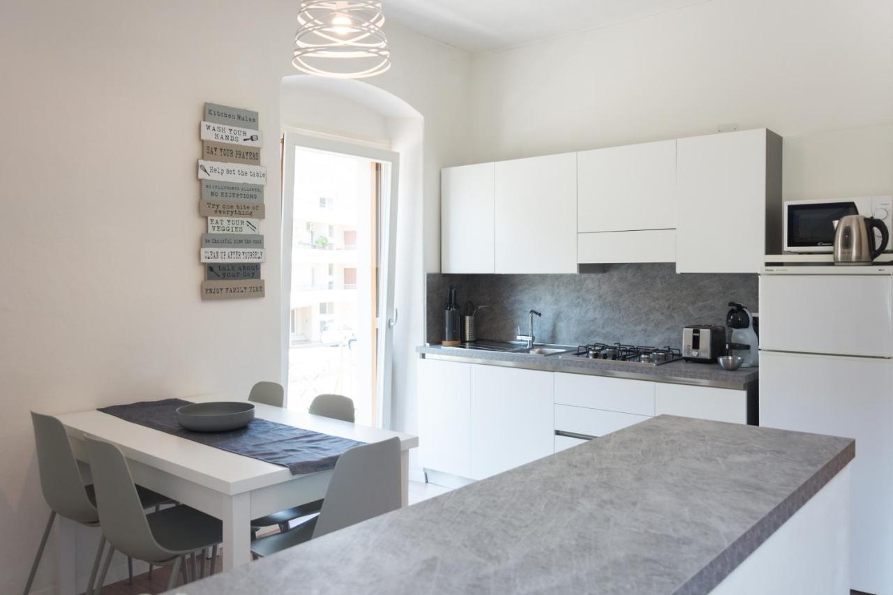 Nirvana Apartments Торболе Экстерьер фото