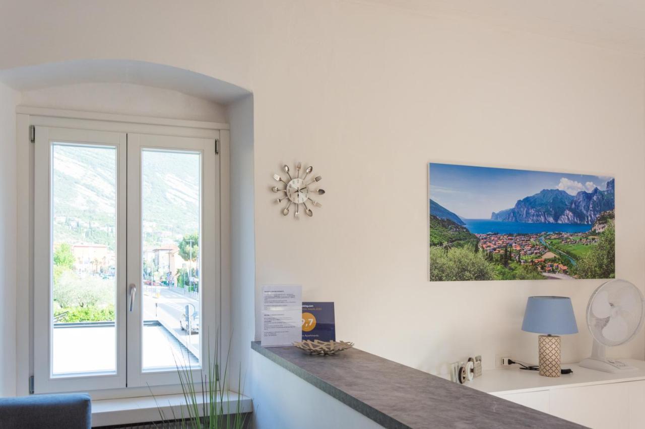 Nirvana Apartments Торболе Экстерьер фото